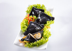 thumb-fish-dumpling-cheese-squid-ink