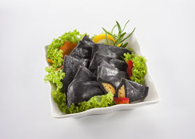 thumb-fish-dumpling-with-squid-ink-fish-roe